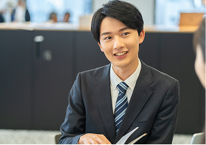 ソリューションコンサルタント